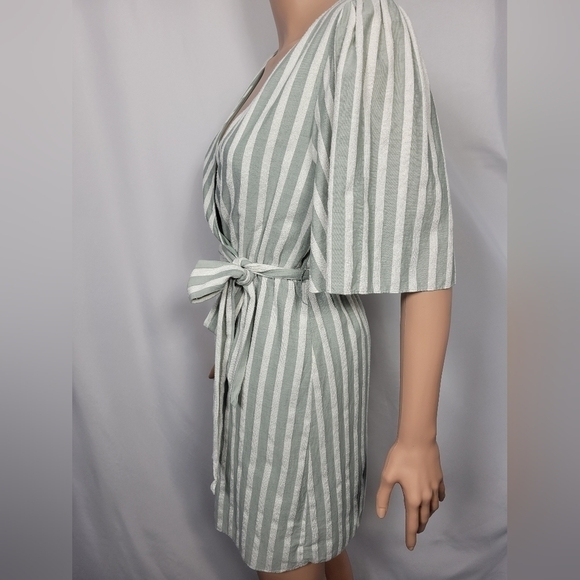 Gianni Bini Striped Wrapped Style Dress - Picture 7 of 12